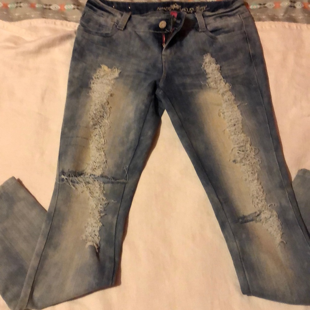 Rip jeans